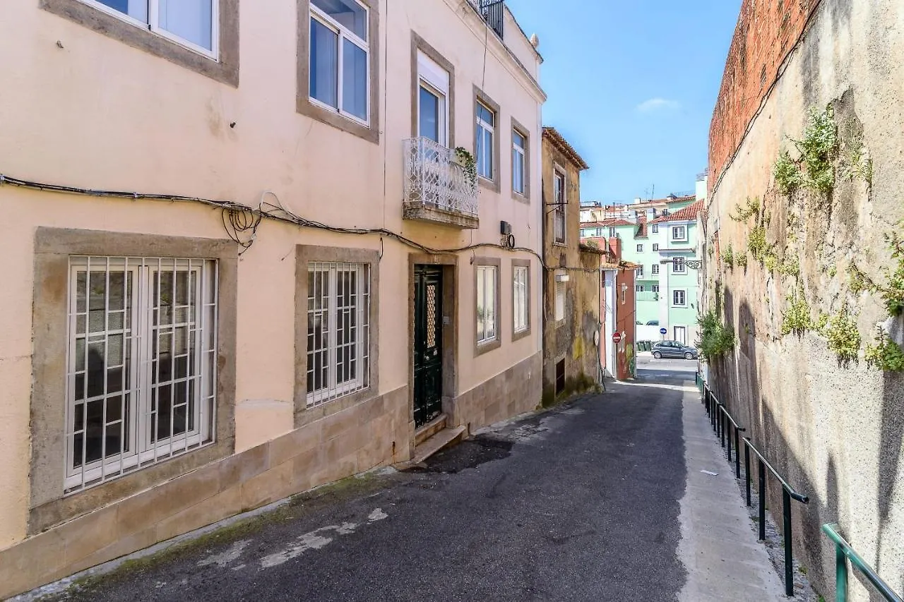 Guestready - Elegant Apartment With Private Terrace In Martires Da Patria Lisboa 0*,  Portugalsko
